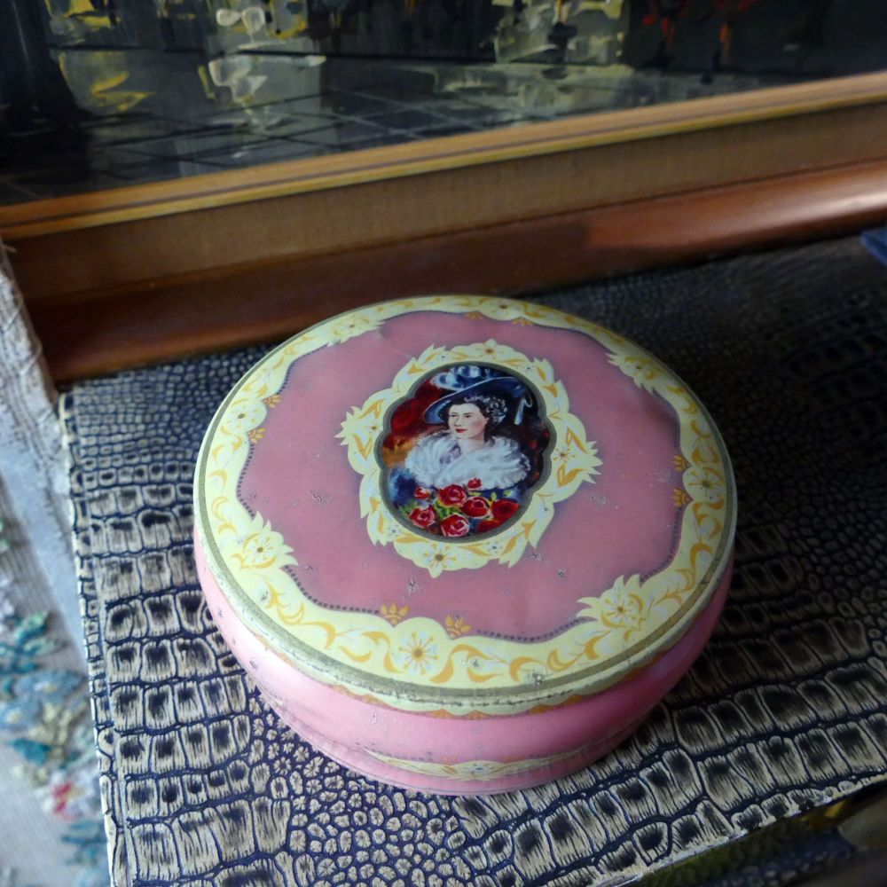 1930's Pink Tin with Portrait