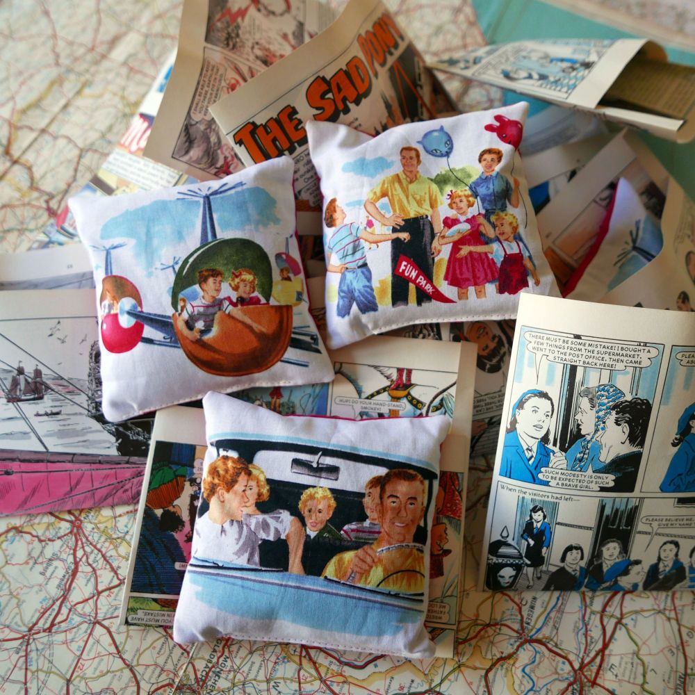 Sixties Print Lavender Bags