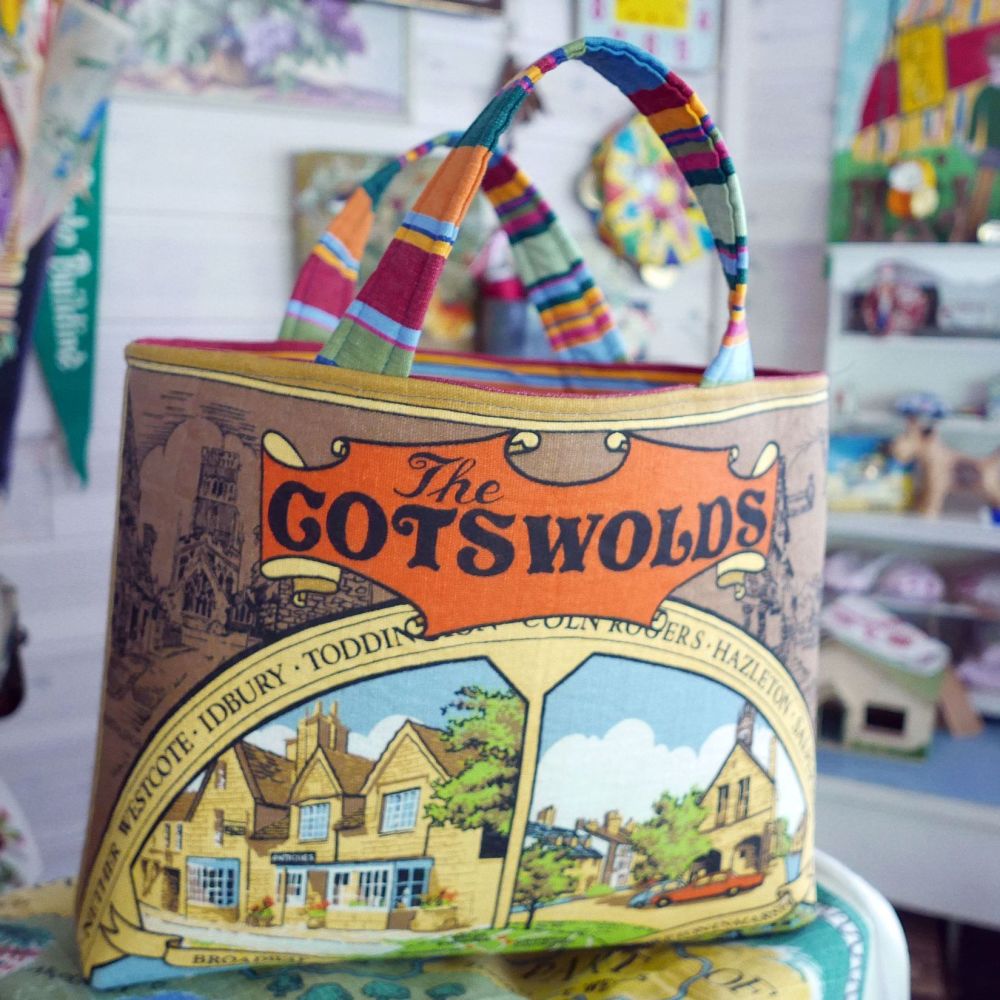 Structured Tote Bags - Cotswolds - Vintage Souvenir Bag
