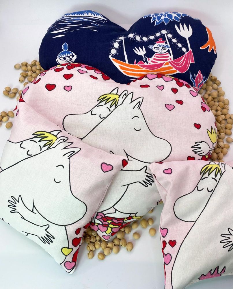 Cherry Stone Thermal Pillow - Moomins