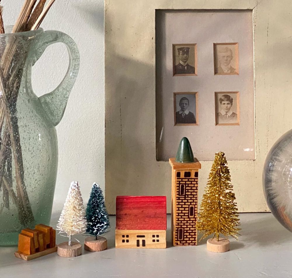 Vintage Christmas Diorama Sets