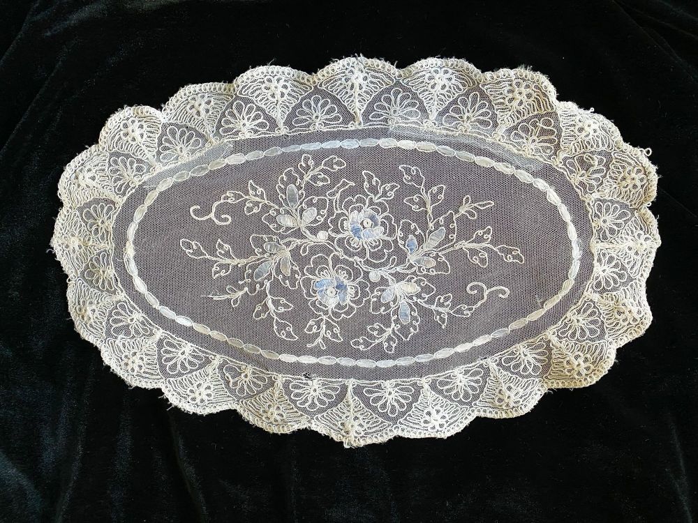Edwardian Lace Panel - Embrodery & Lace - 40cm x 28cm