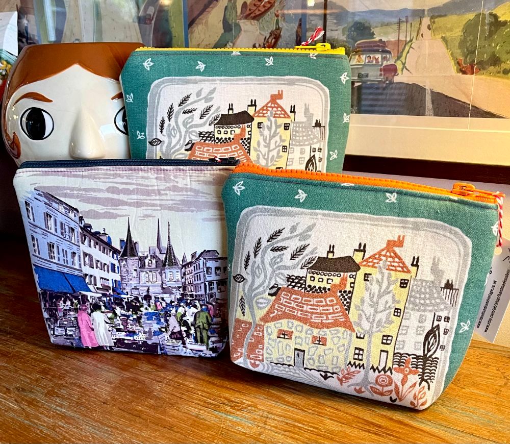 Pouches & Purses