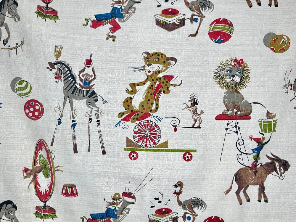 Vintage Circus Barkcloth - 115cm wide