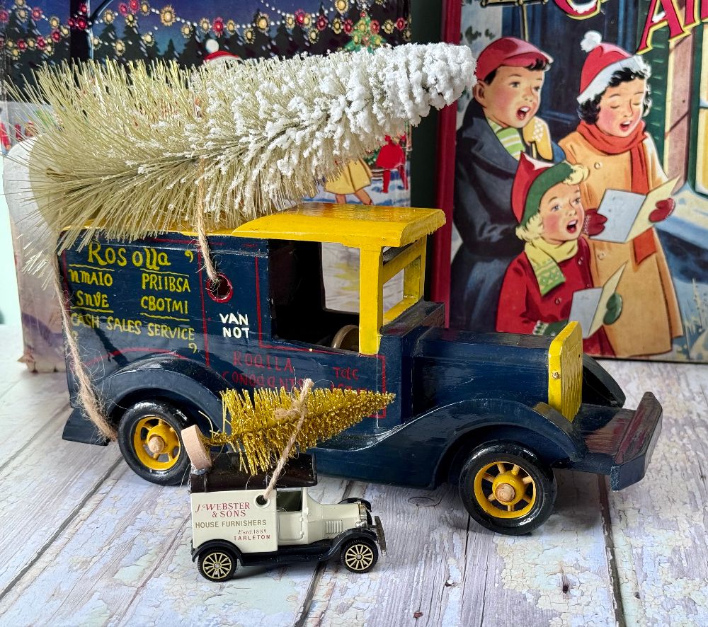 <!-- 006 -->Handmade & Vintage Christmas