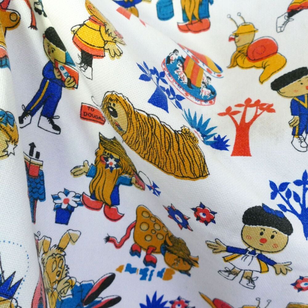 Magic Roundabout Barkcloth Fabric - 36cm x 60cm