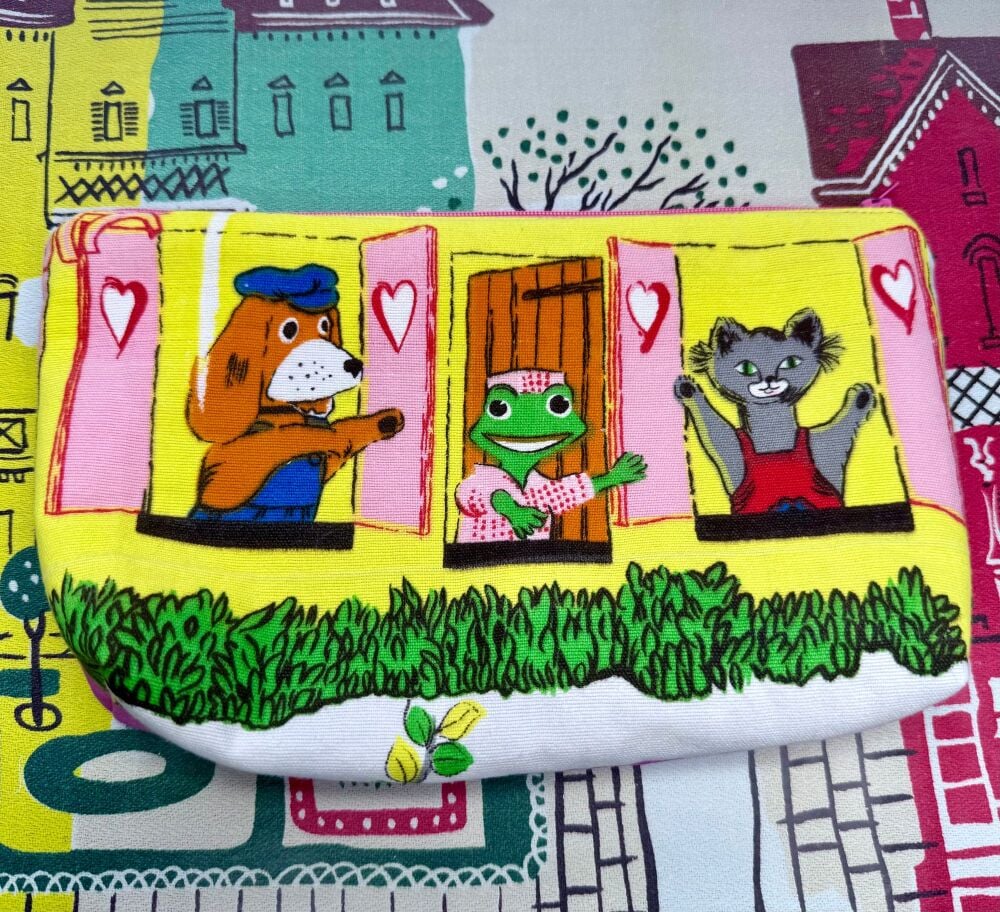 Hectors house Fabric Pouch - Zip Top Pouch - 1968 Fabric Pouch