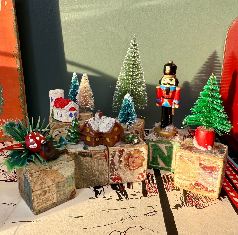 Vintage  Christmas Decorations - Handmade - Christmas Scenes & Trees