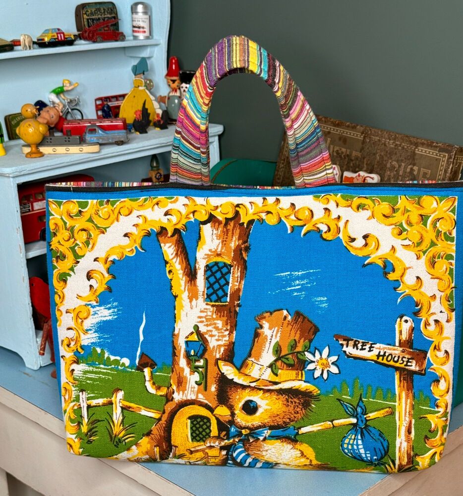 Vintage Tote Bag - 1981 - Upcycled Market Bag