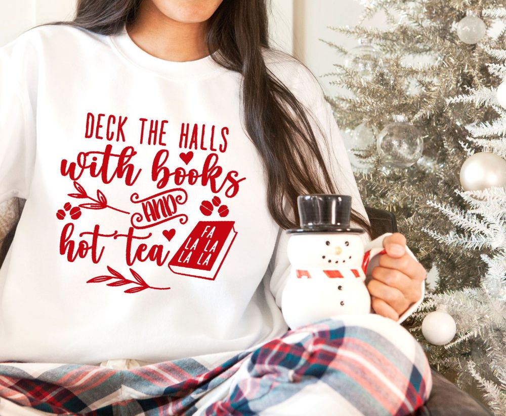 Christmas Sweatshirt - Deck the halls - books and hot tea - Unisex