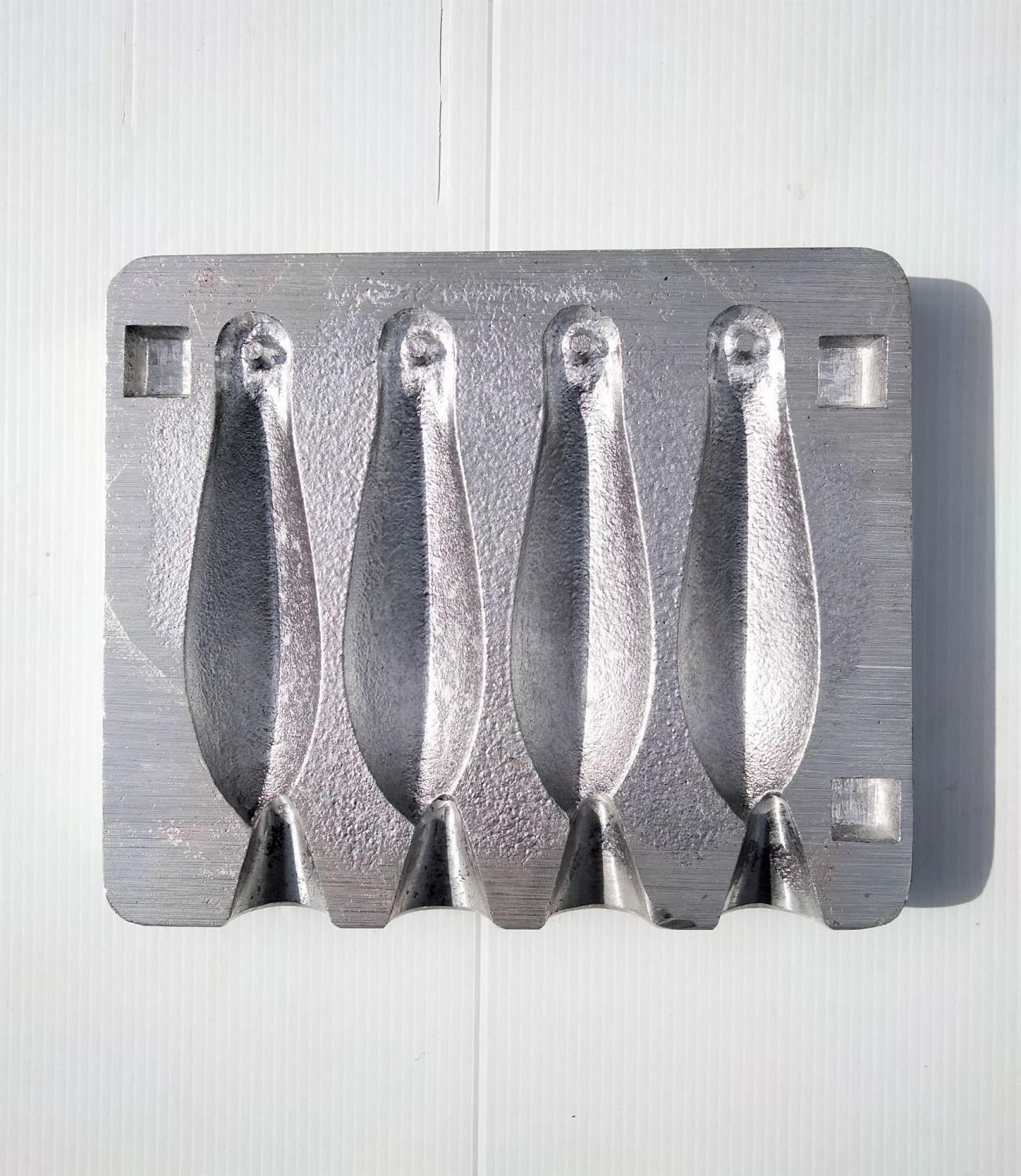 Fishing Sinker Suppliers in Perth, Western Australia Iron and Lead