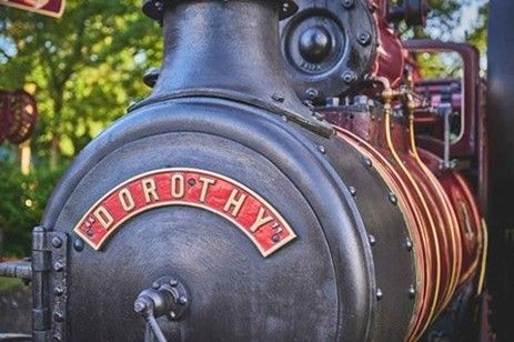 There's a Steam Traction Engine Driver Experience at Hollycombe 