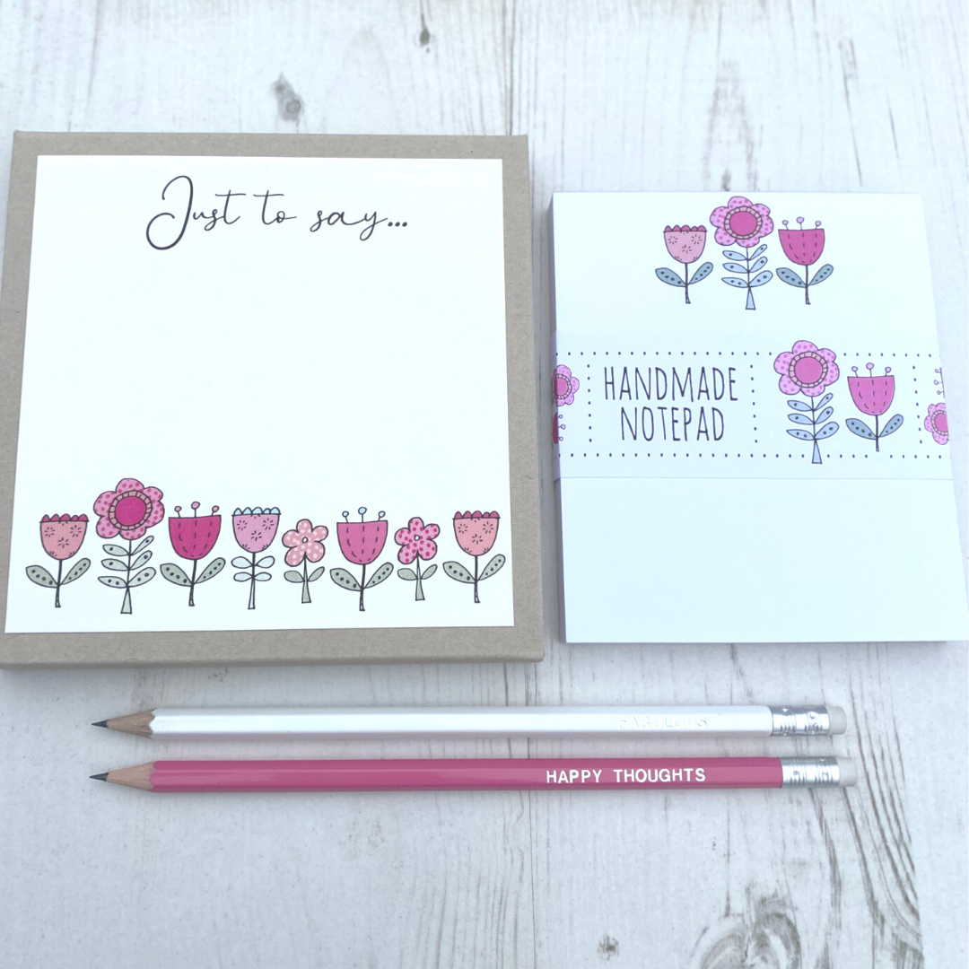 <!-- 005 -->Pink Flowers Stationery Gift Box