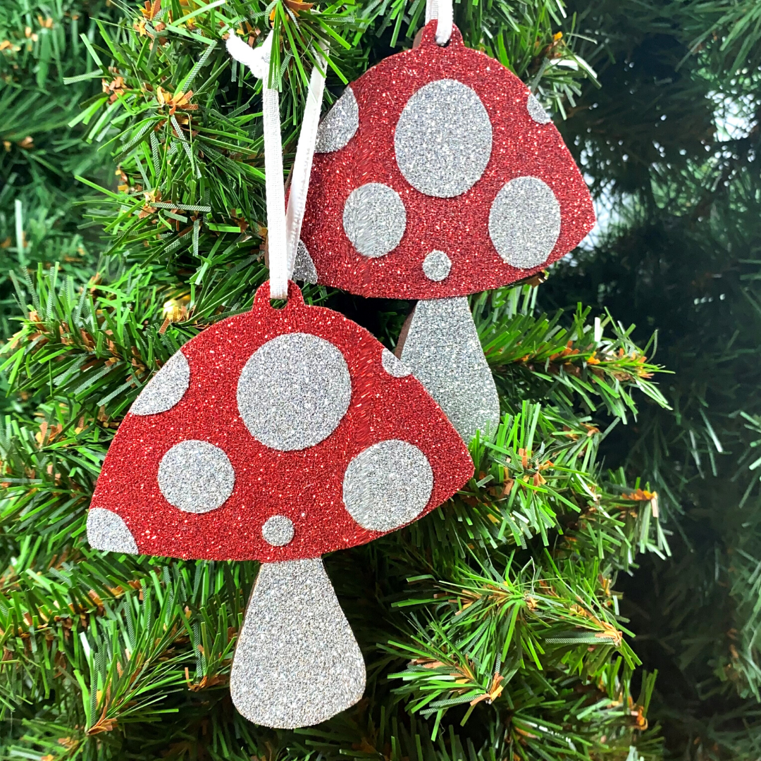 <!-- 005 -->Sparkly Hanging Toadstool