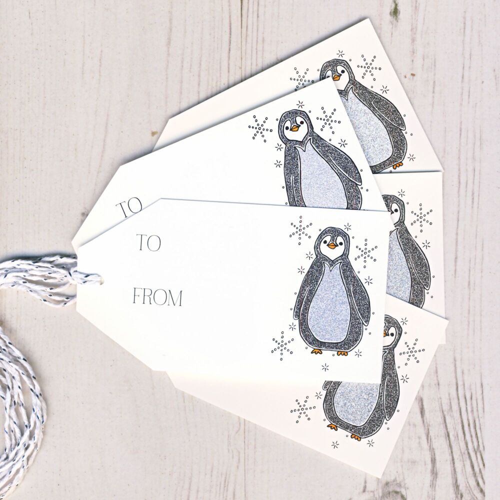 <!-- 008-->Pack of 5 Glittery Penguin Christmas Gift Tags