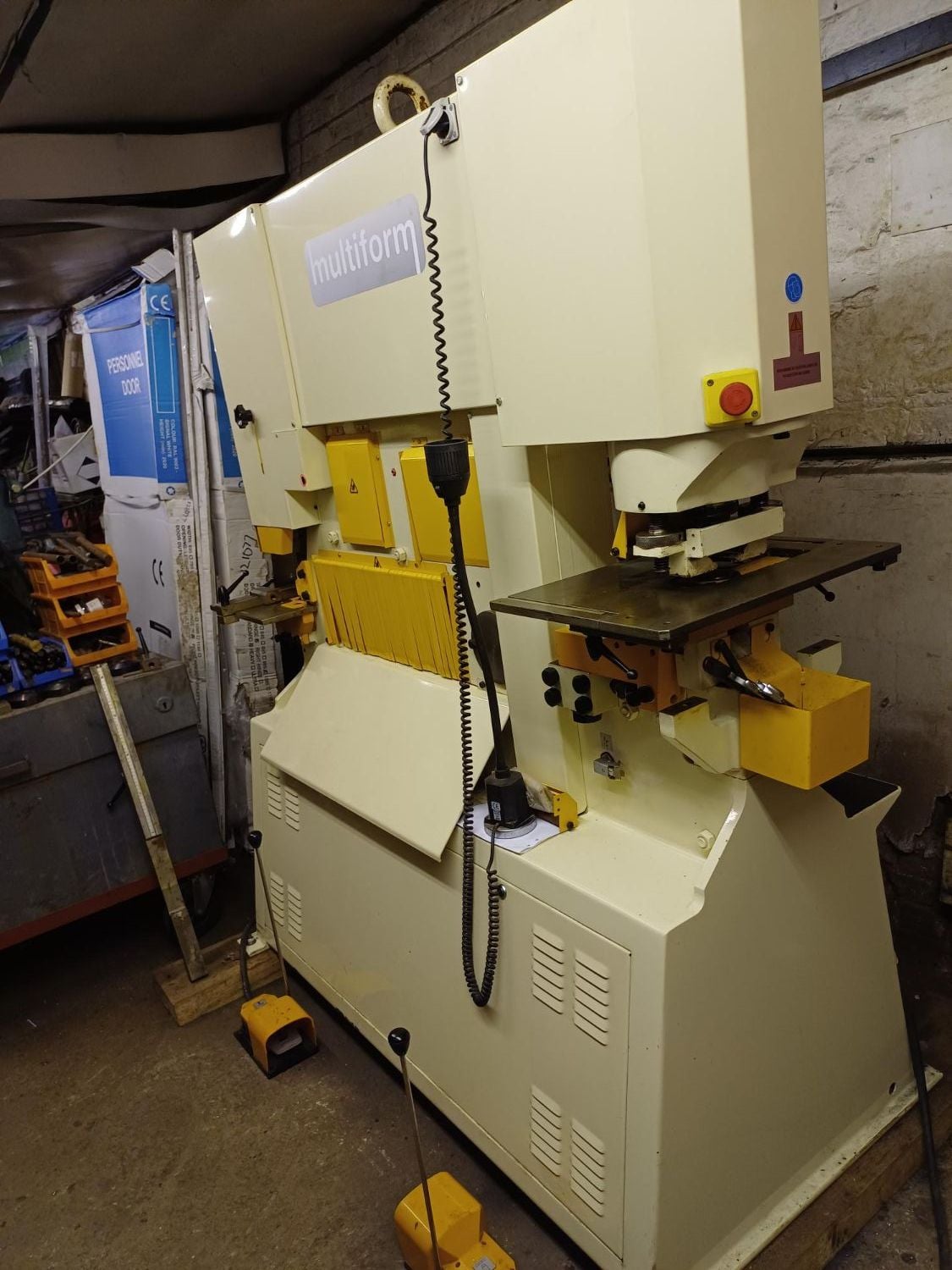 GEKA 110A EX DEMO CONDITION REAR END VIEW