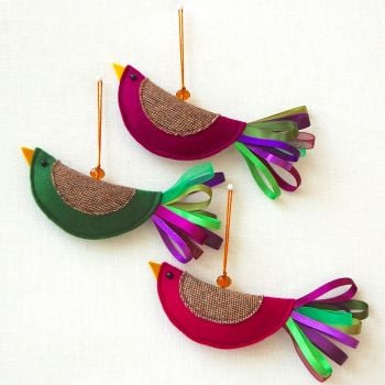 Hanging Decorations Blackcurrant Birds Trio