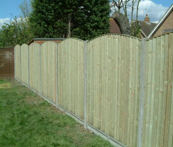 H12- Closeboard Bow Top Fence Panel