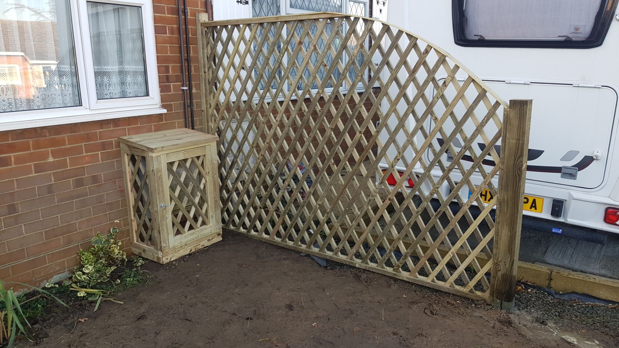 TRELLIS SCREEN AND METER BOX COVER