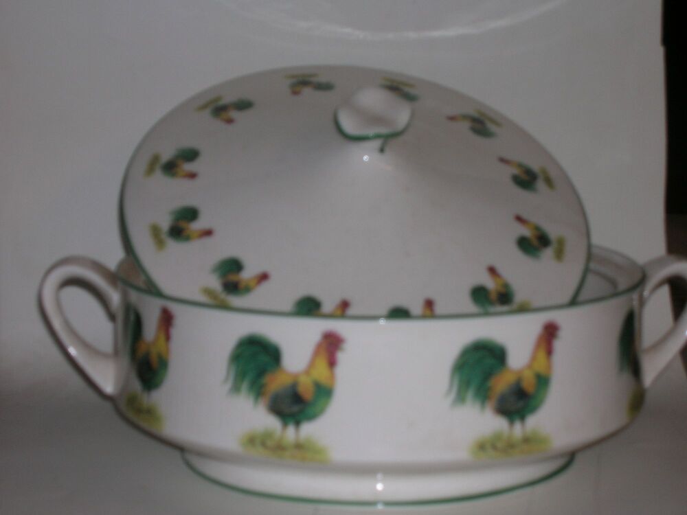 AA2036 covered vegetable dish - Cockerel