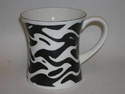 FC006/B  tankard beaker - Wavey abstract - black & white