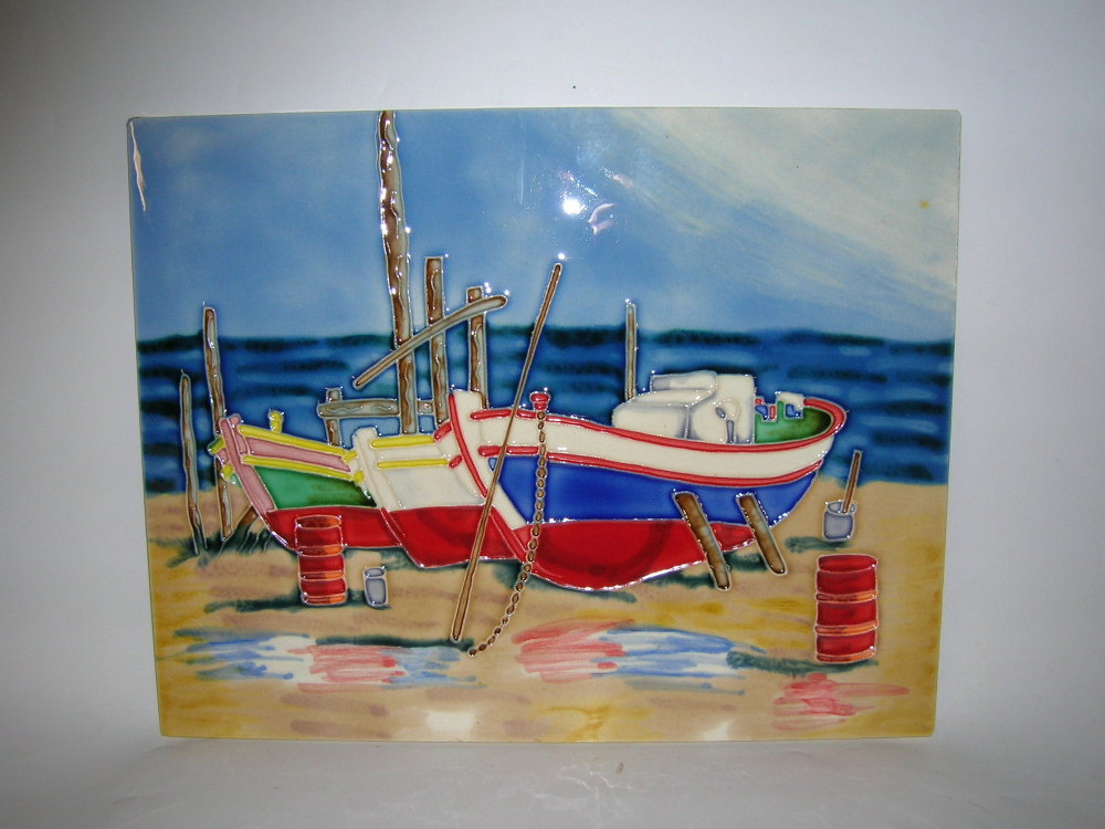 12155 B/ Beached boats