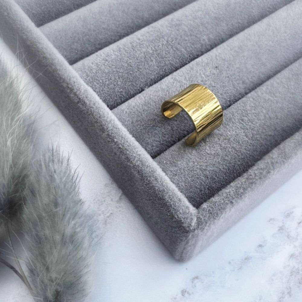 Wide Linear Ear Cuff | Gold Vermeil