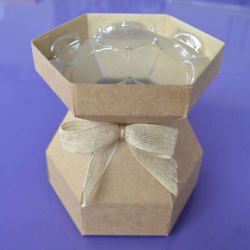  Cupcake Bouquet Box - Natural Kraft with invisiTray™ & Hessian Bow