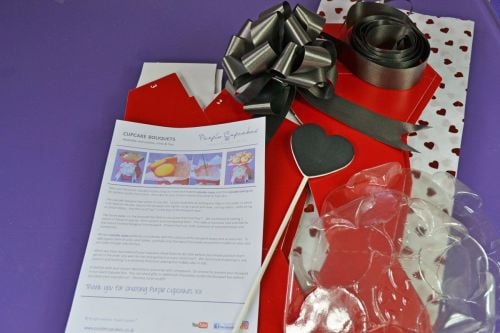 Cupcake Bouquet Box - Valentines's Day Kit 4