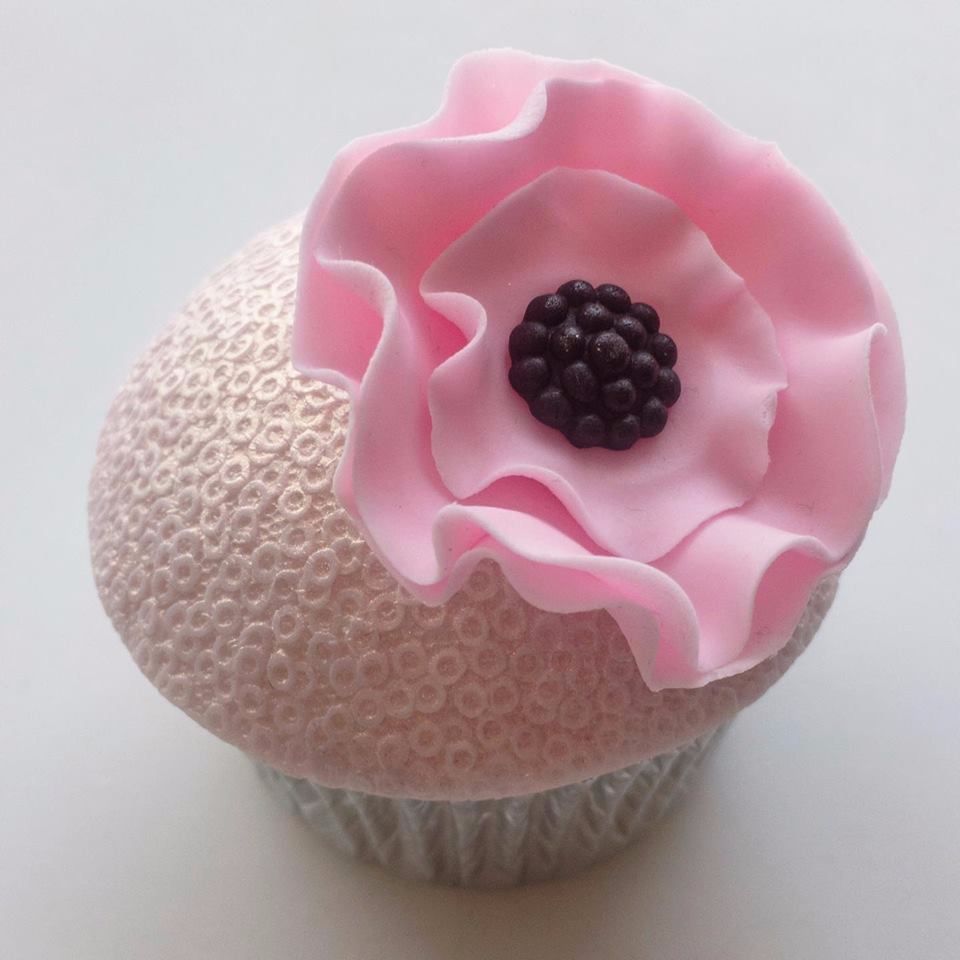 Truly Sweetly Madly Cupcakes Mould - Sequin Embossing Mat
