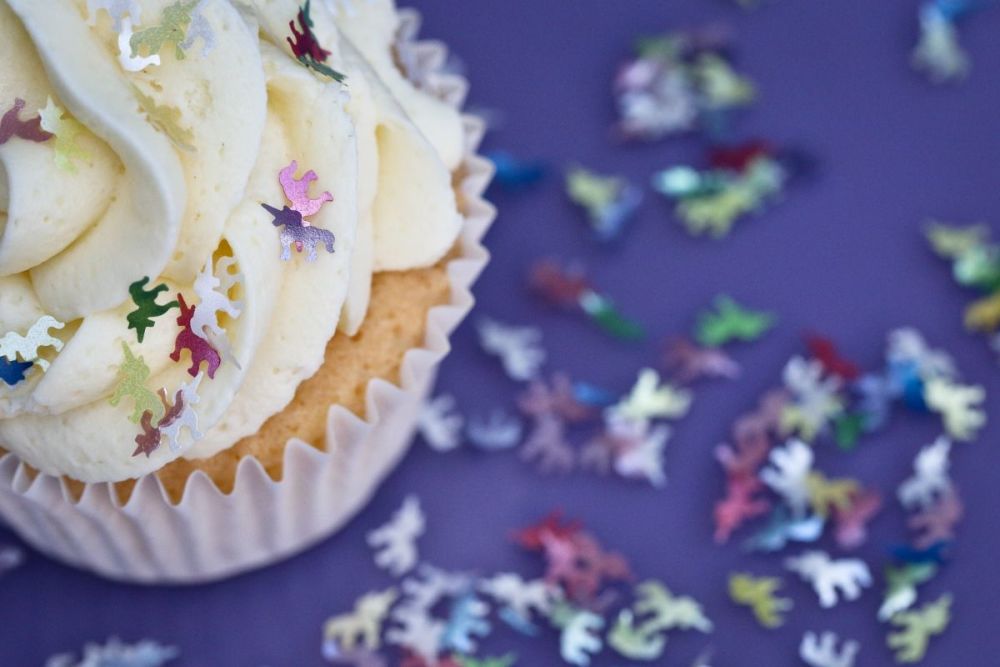 Purple Cupcakes - Sparkle Flakes 1g - Rainbow Unicorns