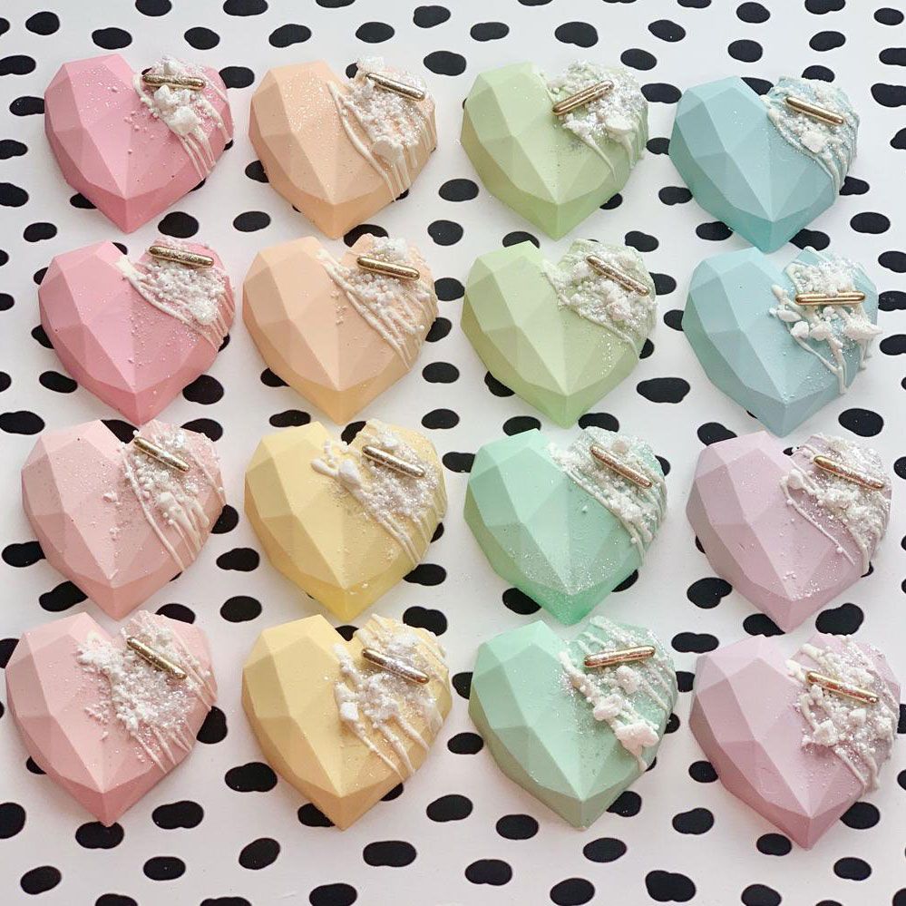       Geometric Cake Heart Mould - SMALL Geo Cake Hearts - Cakesicle - 8 hearts