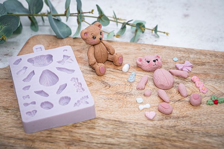 Karen Davies Cake Decorating Mould - BUILD A TEDDY