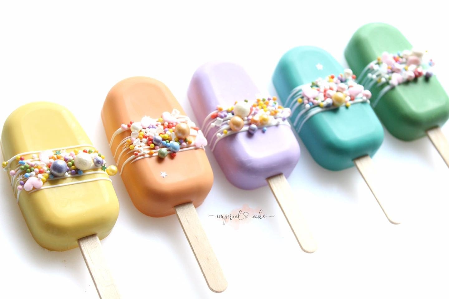 Oval Cakesicle Mould in Pastel Colours by Imperial Cake