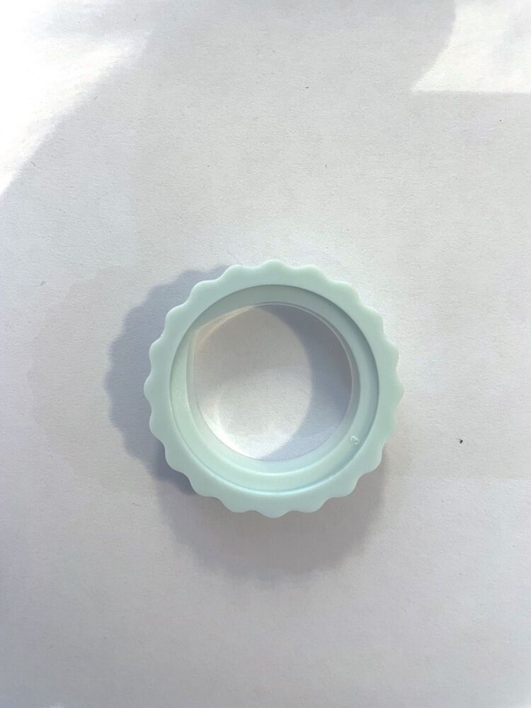 Purple Cupcakes - Rose Leaf Cutter - MEDIUM