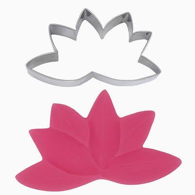 Lily Cutter and Mould