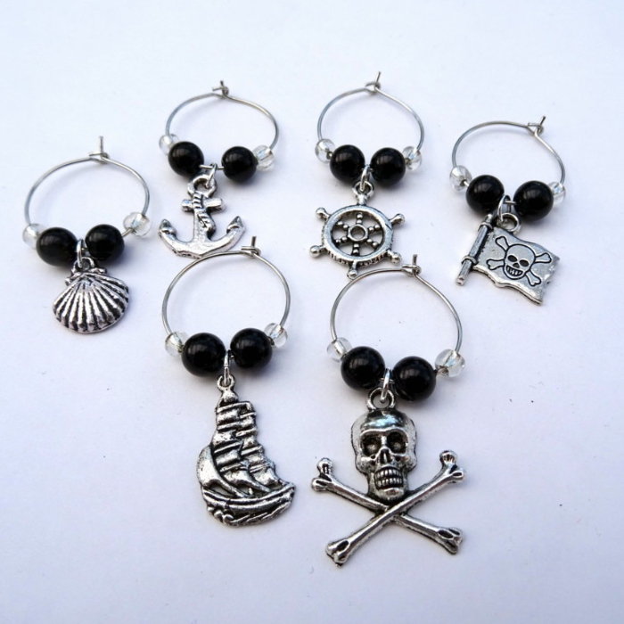 Pirate wine glass charms in black and clear