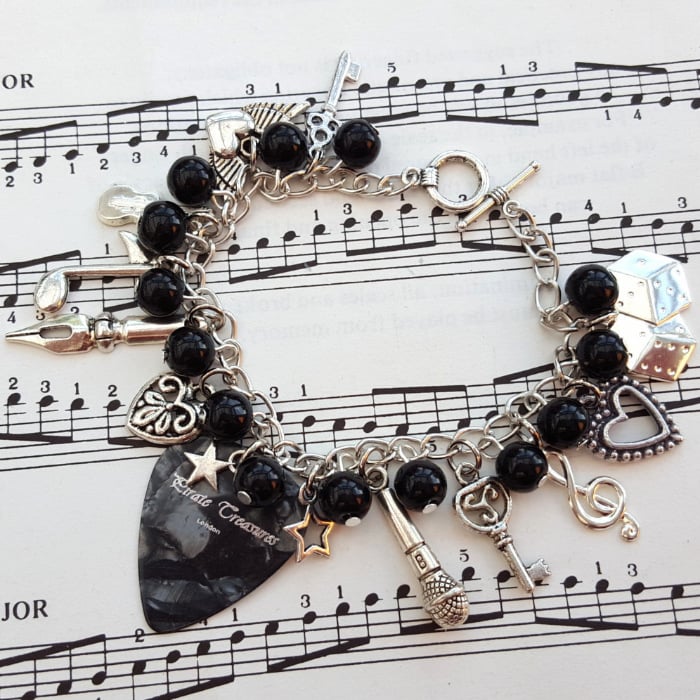 Plectrum charm bracelet in black - It's Not Rock & Roll Deluxe Edition - CC