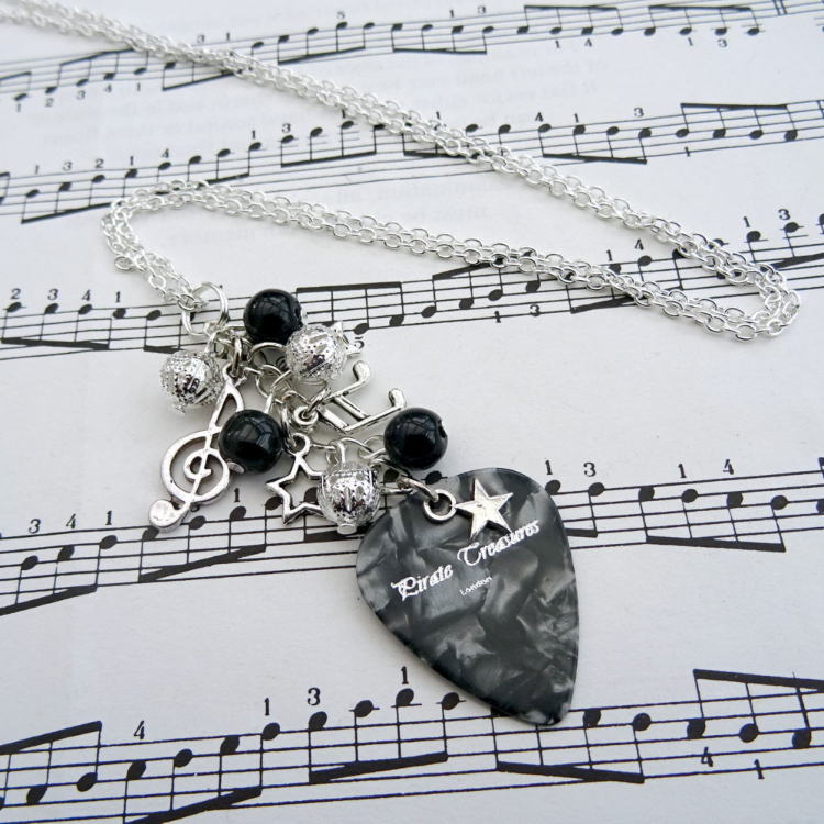 Rock'n'Roll Star plectrum charm necklace in black CN093