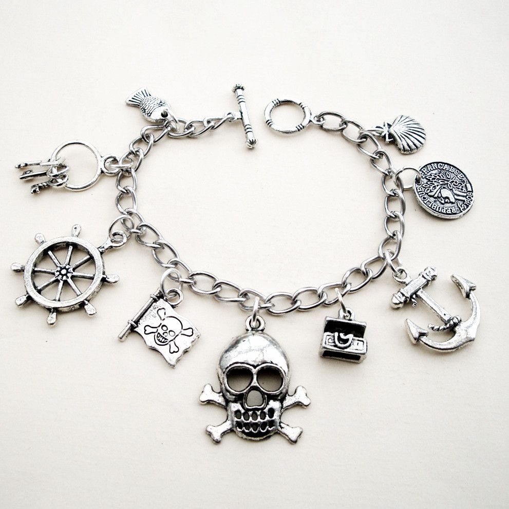 PCB082 Silver charms pirate bracelet