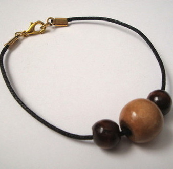 PB001 Pirate bracelet – wooden beads on cord