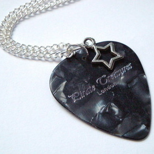 Black Pirate Treasures plectrum and star necklace KN044