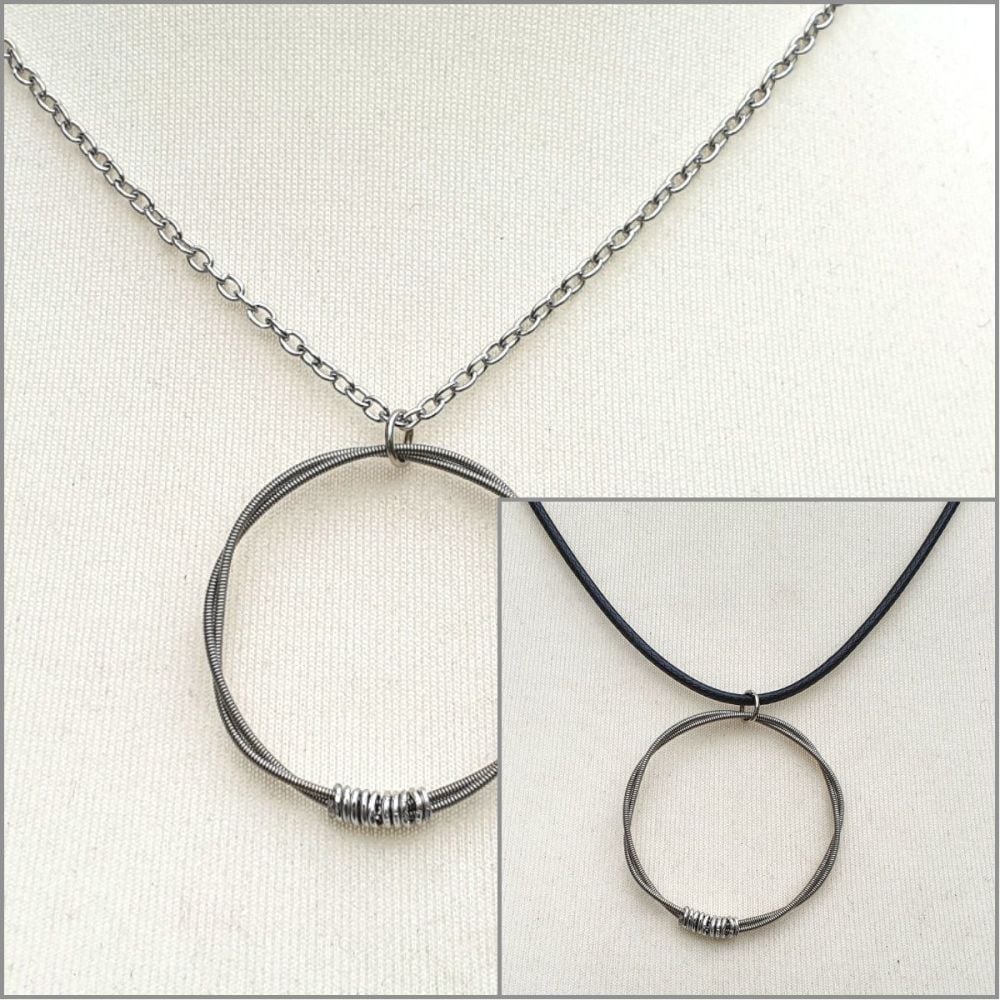 Guitar string necklace CBN002