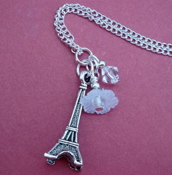 Vintage inspired style Eiffel Tower charm necklace VN040