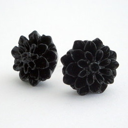 VE013 Vintage style black chrysanthemum flower earrrings