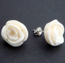 Vintage style ivory rose flower earrrings VE018