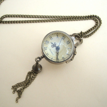 Vintage inspired brass watch pendant necklace VN103