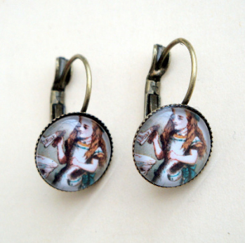 Alice in Wonderland earrings in bronze VE046