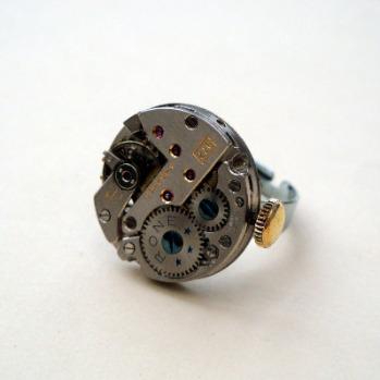 Steampunk ring with vintage watch movement SR042