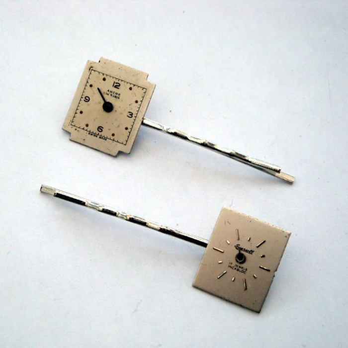 Steampunk hair grip / bobby pin set with vintage watch faces SP014